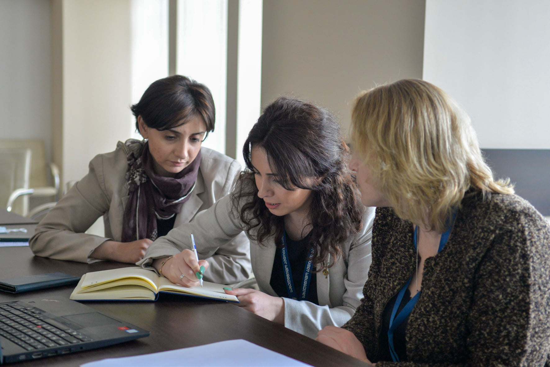  მედიასა და საზოგადოებასთან ურთიერთობის სამსახურის თანამშრომლებისთვის პროფესიული ტრენინგი ჩატარდა